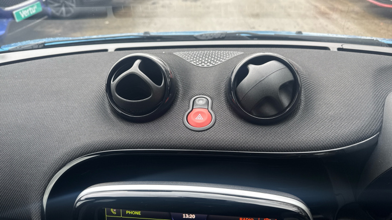 Smart EQ forfour hatchback 60kW EQ Exclusive 17kWh 5dr Auto [22kWch] Electric Hatchback